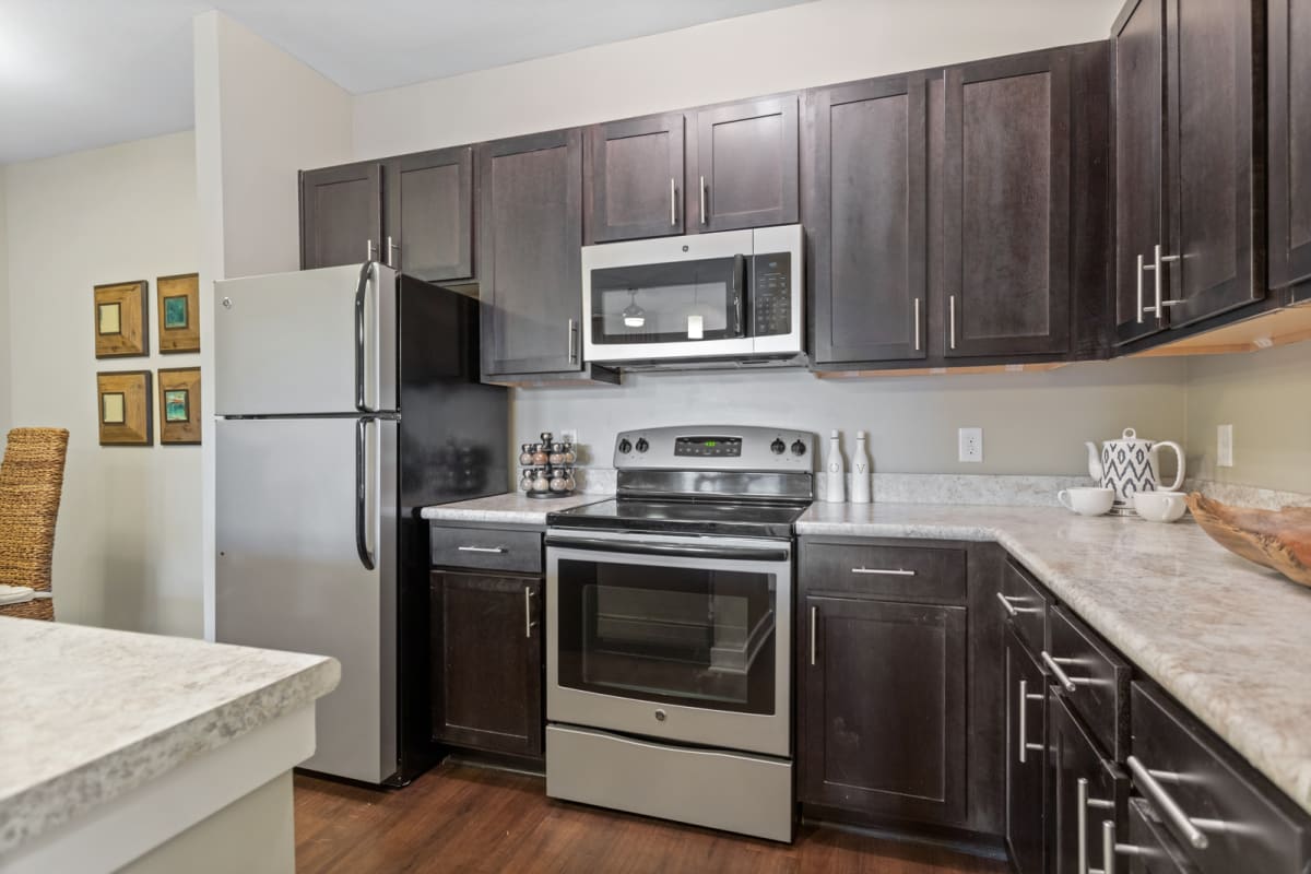 Apartments near DoD Suffolk Complex Hampton Roads Crossing